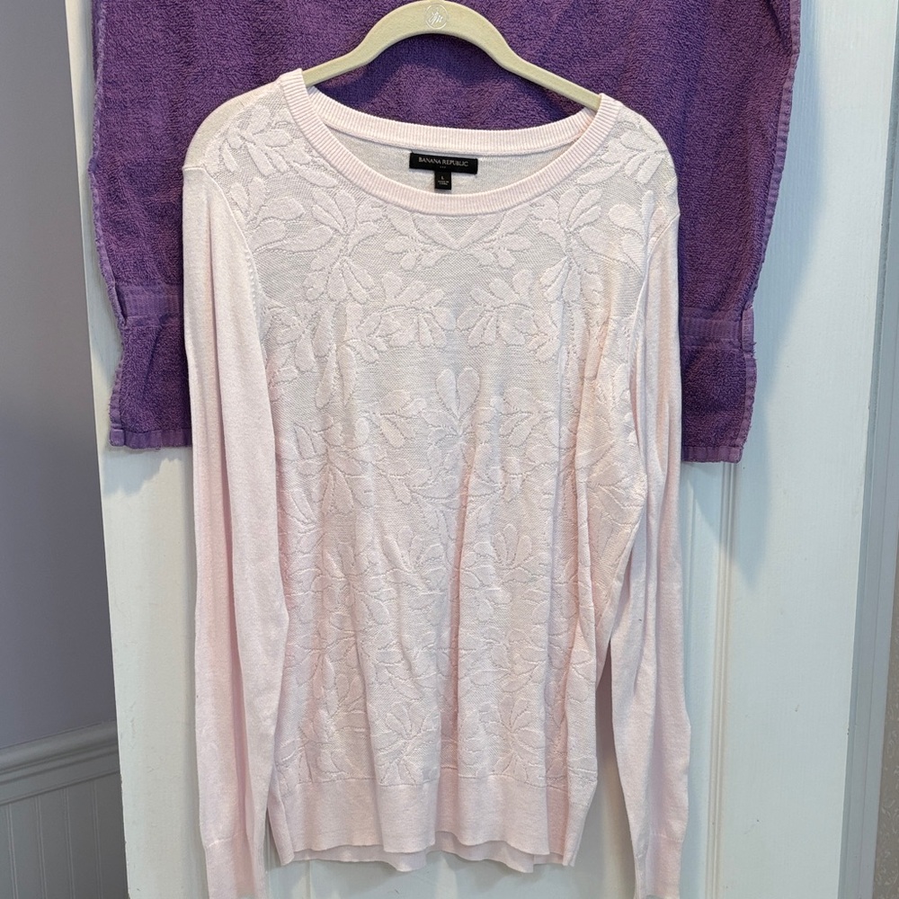 Banana Republic Factory Pink Floral Long Sleeve Sweater